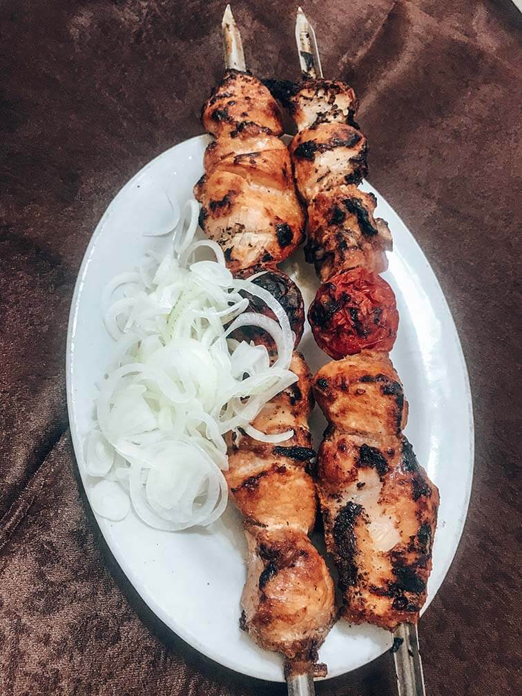 Shashlik de pollo Uzbekistán